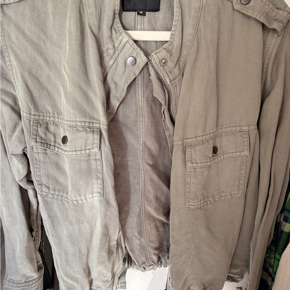 Women's Green Rails Utility Jacket - Picture 2 of 3